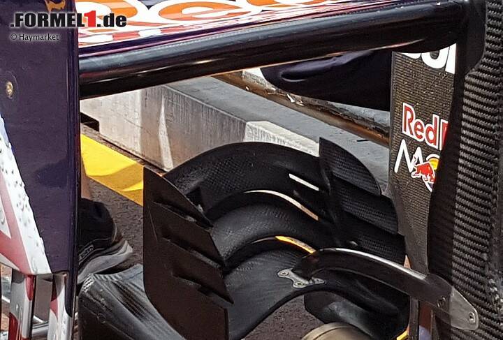 Foto zur News: Fast alle Teams haben für Monaco neue Monkey-Seats entwickelt (Foto: Toro Rosso). Zweck dieses Bauteils ist aber nicht primär, Anpressdruck zu generieren, sondern den Luftstrom gemeinsam mit jenem des Diffusors unter den Heckflügel zu führen, damit die Heckflügel-Aerodynamik stabil bleibt.