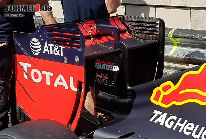 Am Red Bull RB12 ist nicht nur der Renault-Motor neu. Die Heckflügel-Endplatten hatte das Team zwar schon in Barcelona im Gepäck, eingesetzt wurden sie dort aber noch nicht. Foto zur News: Am Red Bull RB12 ist nicht nur der Renault-Motor neu. Die Heckflügel-Endplatten hatte das Team zwar schon in Barcelona im Gepäck, eingesetzt wurden sie dort aber noch nicht.