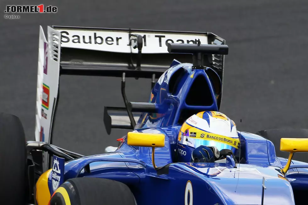 Foto zur News: Mangels Finanzierung fuhr Sauber seit Melbourne mit einem mehr oder weniger unveränderten Chassis. Mit dem Einstieg der neuen Investoren wurde jetzt aber ein neuer Heckflügel eingeführt, der im hinteren Bereich des Autos Gewicht spart. Die seitlichen Schlitze gibt es in ähnlicher Form auch bei Toro Rosso und Mercedes.