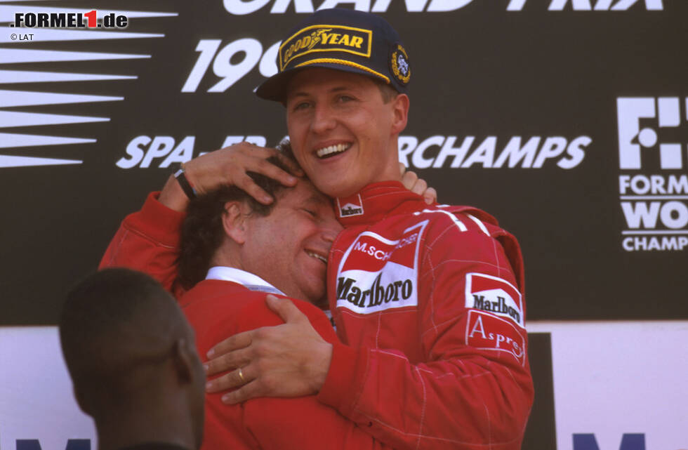 Foto zur News: Nach einem abgeblasenen Versuch, Ayrton Senna 1994 nach Maranello zu holen, kamen der damalige Ferrari-Berater Niki Lauda und Michael Schumachers Manager ins Gespräch. Willi Weber reiste in Todts Pariser Wohnung, um für 1996 den größten Formel-1-Transfercoup der 1990er-Jahre einzufädeln.