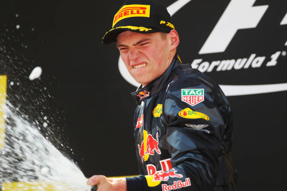 Foto zur News: Niki Lauda lobte Red Bull hingegen für den Mut: &quot;Das ist ein tolles Experiment. Wenn Verstappen sich durchsetzt, heißt das, dass die neuen Computer-Kids für die Formel 1 geeignet sind.&quot;