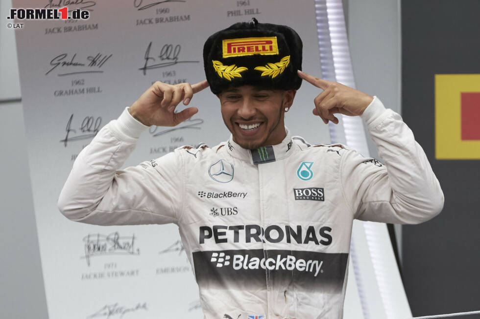 Foto zur News: Die bisherigen drei Rennen standen alle im Zeichen der Silberpfeile. Mercedes holte alle drei Siege und interessanterweise wurde der erfolgreiche Fahrer auch später Weltmeister: Lewis Hamilton 2014 und 2015 sowie Nico Rosberg 2016.
