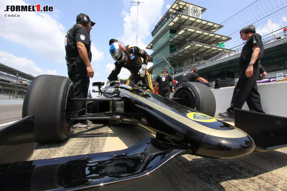 Jean Alesi (1 Grand-Prix-Sieg): Im gleichen Jahr wie Barrichello probiert es auch Alesi, aber der Franzose scheitert mit dem unterlegenen Lotus kläglich. Nach zehn Runden werden er und Teamkollegin Simona de Silvestro disqualifiziert, weil sie unter der Mindestgeschwindigkeit fahren. Foto zur News: Jean Alesi (1 Grand-Prix-Sieg): Im gleichen Jahr wie Barrichello probiert es auch Alesi, aber der Franzose scheitert mit dem unterlegenen Lotus kläglich. Nach zehn Runden werden er und Teamkollegin Simona de Silvestro disqualifiziert, weil sie unter der Mindestgeschwindigkeit fahren.