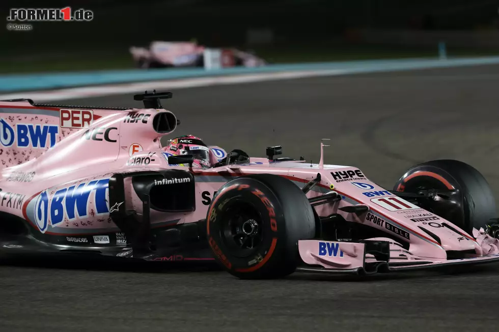 Etwas später ...
Team: "Hülkenberg bekommt eine Fünf-Sekunden-Strafe, weil er die Strecke verlassen und sich damit einen Vorteil verschafft hat."
Perez: "Das ist nicht fair. Aber lasst uns das im Auge behalten."
Team: "Verstanden. Konzentrieren wir uns darauf, ihn beim Boxenstopp wieder zu überholen. Also aufholen jetzt." Foto zur News: Etwas später ...
Team: "Hülkenberg bekommt eine Fünf-Sekunden-Strafe, weil er die Strecke verlassen und sich damit einen Vorteil verschafft hat."
Perez: "Das ist nicht fair. Aber lasst uns das im Auge behalten."
Team: "Verstanden. Konzentrieren wir uns darauf, ihn beim Boxenstopp wieder zu überholen. Also aufholen jetzt."