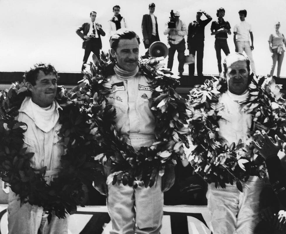Foto zur News: Formel-1-Saison 1968: 7 verschiedene Sieger in 12 Rennen - Graham Hill, Jackie Stewart (je 3), Denny Hulme (2), Jim Clark, Jacky Ickx, Bruce McLaren, Jo Siffert (je 1)