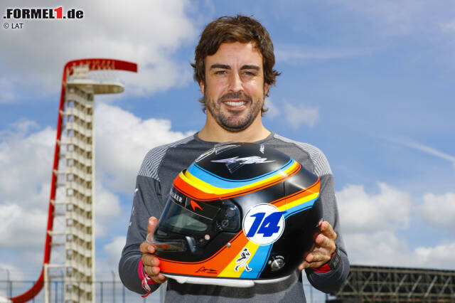 Foto zur News: ... einige Rennen davor in Monaco bei McLaren zu. Im Mittelpunkt: die Ex-Team-Teamkollegen Fernando Alonso und Jenson Button, der den beim Indy500 fremdgehenden Spanier vertritt. "Jenson, mein Freund, ich bin sicher, dass du vor dem Start des Rennens noch meine Stimme hören willst", meldet sich der aus den USA zugeschaltete Alonso ...