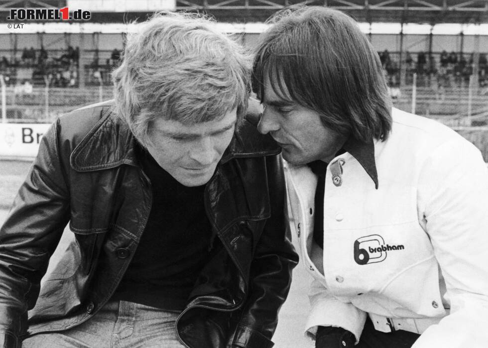 Mit kaum jemandem in der Formel-1-Szene verbindet ihn so viel wie mit Max Mosley, mit dem er einst im FISA-FOCA-Krieg die Macht an sich riss. Später waren sie sich als FIA-Präsident und Promoter oft spinnefeind. Trotzdem sagt Ecclestone: "Ein sehr spezieller und intelligenter Typ. Ich würde ihm alles, was besitze, anvertrauen." Mit kaum jemandem in der Formel-1-Szene verbindet ihn so viel wie mit Max Mosley, mit dem er einst im FISA-FOCA-Krieg die Macht an sich riss. Später waren sie sich als FIA-Präsident und Promoter oft spinnefeind. Trotzdem sagt Ecclestone: "Ein sehr spezieller und intelligenter Typ. Ich würde ihm alles, was besitze, anvertrauen."