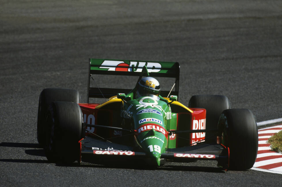 Foto zur News: Alessandro Nannini ist bis heute der einzige Premierensieger beim Japan-Grand-Prix. 1989 beendete der Benetton-Fahrer das Rennen zwar als Zweiter, doch durch die Disqualifikation von Ayrton Senna erbte er den Sieg am Grünen Tisch.