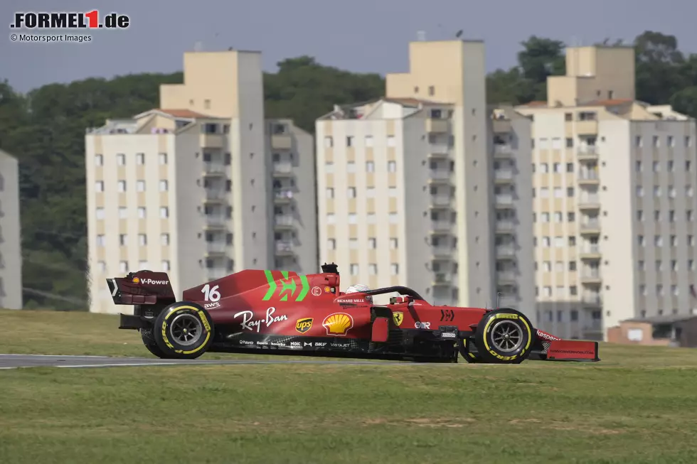 2021 markiert dann aber den Schlusspunkt für Ferrari und Philip Morris: Das Logo von "Mission Winnow", ungewöhnlich in Grün, ist zum letzten Mal in der Formel 1 zu sein. Vor der Saison 2022 wird die Partnerschaft offiziell beendet. Marlboro ist raus bei Ferrari. Foto zur News: 2021 markiert dann aber den Schlusspunkt für Ferrari und Philip Morris: Das Logo von "Mission Winnow", ungewöhnlich in Grün, ist zum letzten Mal in der Formel 1 zu sein. Vor der Saison 2022 wird die Partnerschaft offiziell beendet. Marlboro ist raus bei Ferrari.