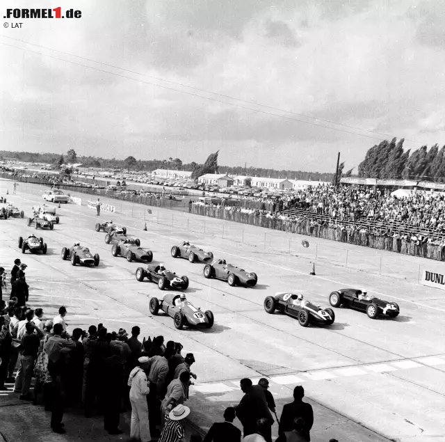 Foto zur News: 2017 findet zum 39. Mal ein Grand Prix der USA statt, zum sechsten Mal auf dem Circuit of The Americas. Seit 2012 gastiert die Formel 1 in Austin. Davor wurde das Rennen in Sebring (1959), Riverside (1960), Watkins Glen (1961 bis 1980), Phoenix (1989 bis 1991) und Indianapolis (2000 bis 2007) ausgetragen.