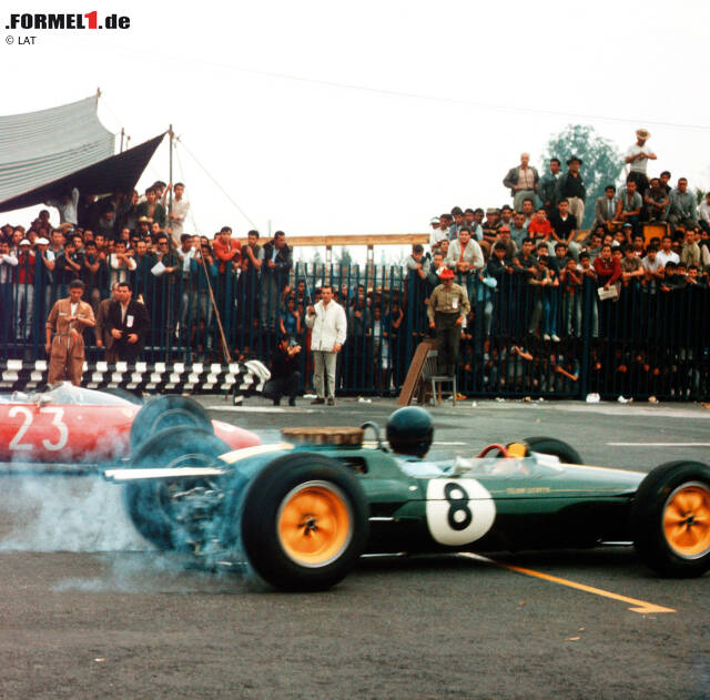 Zum 18. Mal findet im Rahmen der Formel-1-WM ein Grand Prix von Mexiko statt. Das Rennen ist bereits in seiner dritten "Ära". Von 1963 bis 1970 wurde in Mexiko-Stadt gefahren, von 1986 bis 1992 und jetzt wieder seit 2015. Auf einer umgebauten Strecke mit dem Highlight des Stadions im letzten Sektor. Zum 18. Mal findet im Rahmen der Formel-1-WM ein Grand Prix von Mexiko statt. Das Rennen ist bereits in seiner dritten "Ära". Von 1963 bis 1970 wurde in Mexiko-Stadt gefahren, von 1986 bis 1992 und jetzt wieder seit 2015. Auf einer umgebauten Strecke mit dem Highlight des Stadions im letzten Sektor.