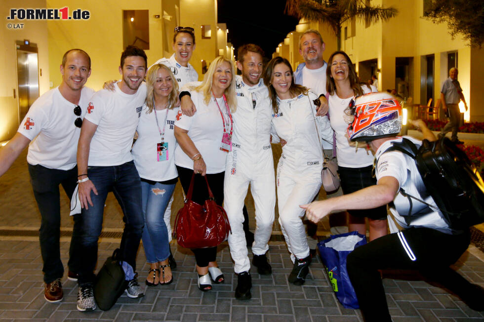Foto zur News: Buttons &quot;Sabbat-Halbjahr&quot; dauerte zwischen dem Rennen in Abu Dhabi 2016 und dem Donnerstagstraining in Monaco 2017 genau 180 Tage.