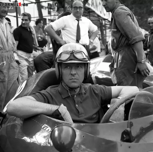 Wolfgang Alexander Albert Eduard Maximilian Reichsgraf Berghe von Trips. So der volle Name des Nachkommen eines niederrheinischen Adelsgeschlechts. Der Blaublüter mit Hollywood-Charme fuhr zunächst inkognito als "Axel Linther" Rennen, ehe er als Ferrari-Star 1961 vor dem Gewinn des WM-Titels stand, aber tödlich verunglückte. Foto zur News: Wolfgang Alexander Albert Eduard Maximilian Reichsgraf Berghe von Trips. So der volle Name des Nachkommen eines niederrheinischen Adelsgeschlechts. Der Blaublüter mit Hollywood-Charme fuhr zunächst inkognito als "Axel Linther" Rennen, ehe er als Ferrari-Star 1961 vor dem Gewinn des WM-Titels stand, aber tödlich verunglückte.