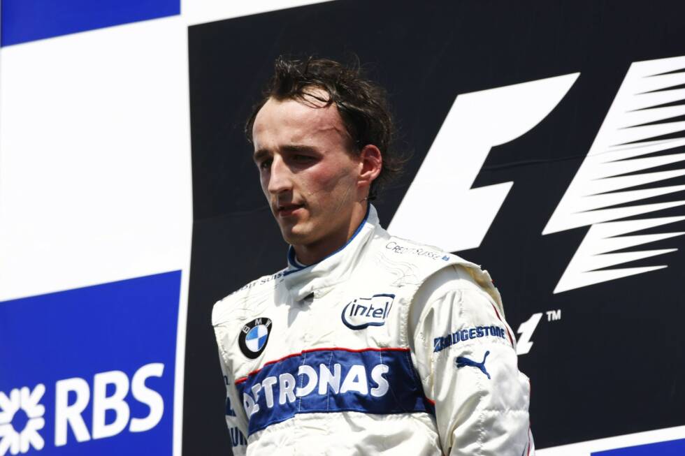 Foto zur News: ...doch ein schwerer Rallye-Unfall Anfang 2011 und seine Folgeschäden machte alle Karriereträume zunichte. Kubica tingelte mäßig erfolgreich durch diverse Rennserien. Sein Comeback gebetsmühlenartig beschwörend avancierte er zur tragischen Figur der Szene, bis er seine Rückkehr 2019 bei Williams tatsächlich verkünden durfte.