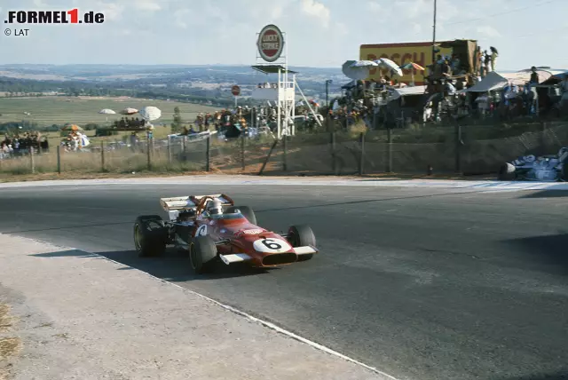 Platz 4: Mario Andretti (5 Jahre, 7 Monate, 18 Tage zwischen Südafrika 1971 und Japan 1976) Foto zur News: Platz 4: Mario Andretti (5 Jahre, 7 Monate, 18 Tage zwischen Südafrika 1971 und Japan 1976)