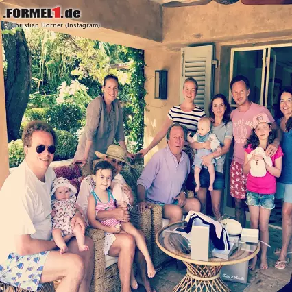 #familytime heißt es zum Beispiel bei Red-Bull-Teamchef Christian Horner und Ehefrau Geri. Schließlich nutzen nicht nur die Piloten selbst die Sommerpause zum Abschalten, auch die restlichen Teammitglieder haben in dieser Zeit natürlich frei! Foto zur News: #familytime heißt es zum Beispiel bei Red-Bull-Teamchef Christian Horner und Ehefrau Geri. Schließlich nutzen nicht nur die Piloten selbst die Sommerpause zum Abschalten, auch die restlichen Teammitglieder haben in dieser Zeit natürlich frei!