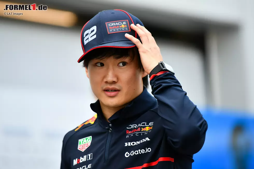 Foto zur News: #4: Yuki Tsunoda (Japan), 99 Rennen: Am Ende seiner ersten Formel-1-Saison 2021 für AlphaTauri schnuppert Tsunoda als Vierter in Abu Dhabi am Podest - aber so nah kommt er dem Treppchen bis Mitte 2025 nie wieder.