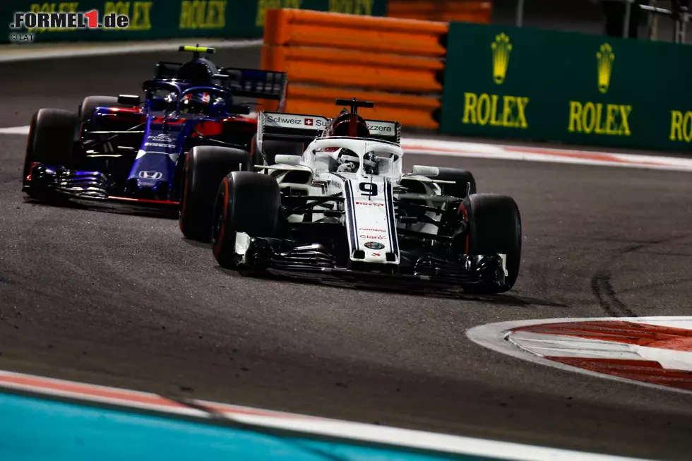 Marcus Ericsson (3): Bittersüß für den Schweden, dass er seine besten Leistungen erst brachte, als sein Sauber-Abschied feststand. Im Rennen lag er hinter Sainz, der am Ende Sechster wurde; später schied er dann aus. Wenn er diese Form halten kann, wird er in der IndyCar-Serie zu den besseren Fahrern gehören. Foto zur News: Marcus Ericsson (3): Bittersüß für den Schweden, dass er seine besten Leistungen erst brachte, als sein Sauber-Abschied feststand. Im Rennen lag er hinter Sainz, der am Ende Sechster wurde; später schied er dann aus. Wenn er diese Form halten kann, wird er in der IndyCar-Serie zu den besseren Fahrern gehören.