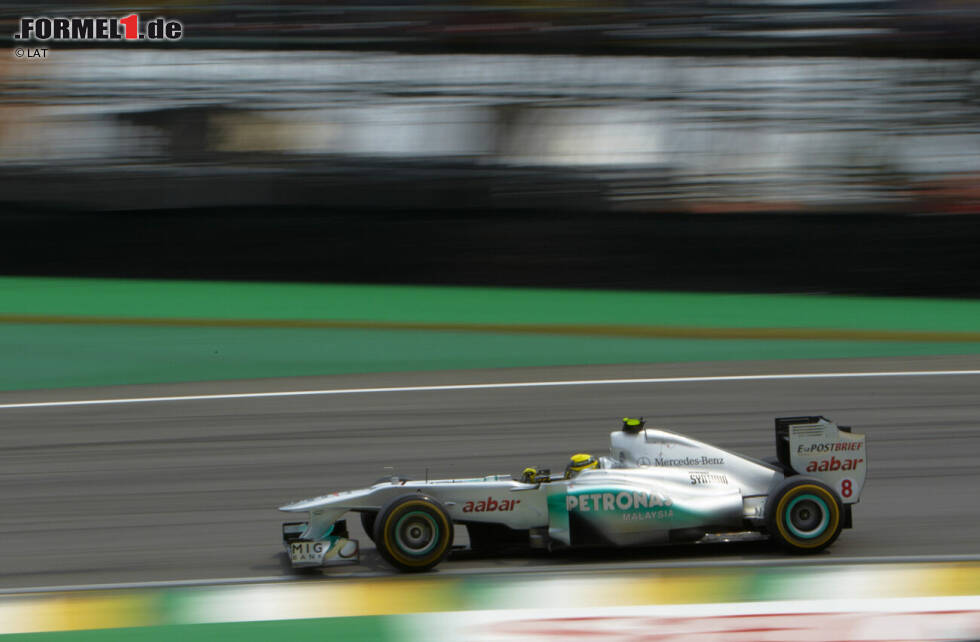 Foto zur News: 2011: Mercedes MGP W02 / Fahrer: Michael Schumacher, Nico Rosberg