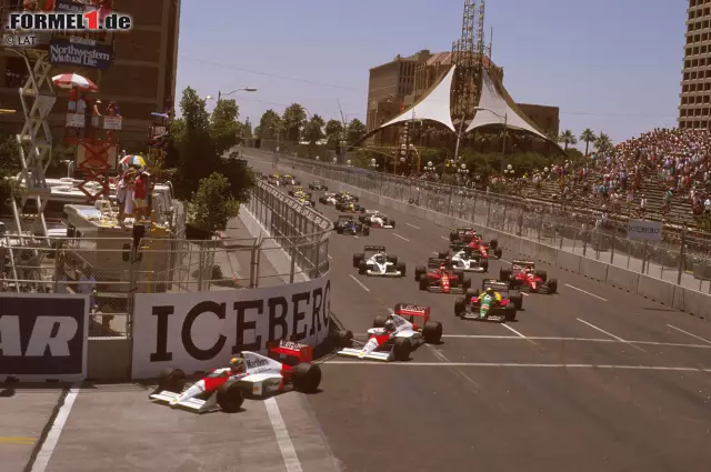 Phoenix Street Circuit: Das Rennen in den Straßen von Phoenix steht von 1989 bis 1991 im Formel-1-Kalender - und ist ein ziemlicher Reinfall. Das Layout ist so einfallslos, dass daneben selbst moderne Strecken wie Baku oder Sotschi spektakulär wirken. Kein Wunder, dass die Zuschauer wegbleiben und nach drei Auflagen wieder Schluss ist. Foto zur News: Phoenix Street Circuit: Das Rennen in den Straßen von Phoenix steht von 1989 bis 1991 im Formel-1-Kalender - und ist ein ziemlicher Reinfall. Das Layout ist so einfallslos, dass daneben selbst moderne Strecken wie Baku oder Sotschi spektakulär wirken. Kein Wunder, dass die Zuschauer wegbleiben und nach drei Auflagen wieder Schluss ist.