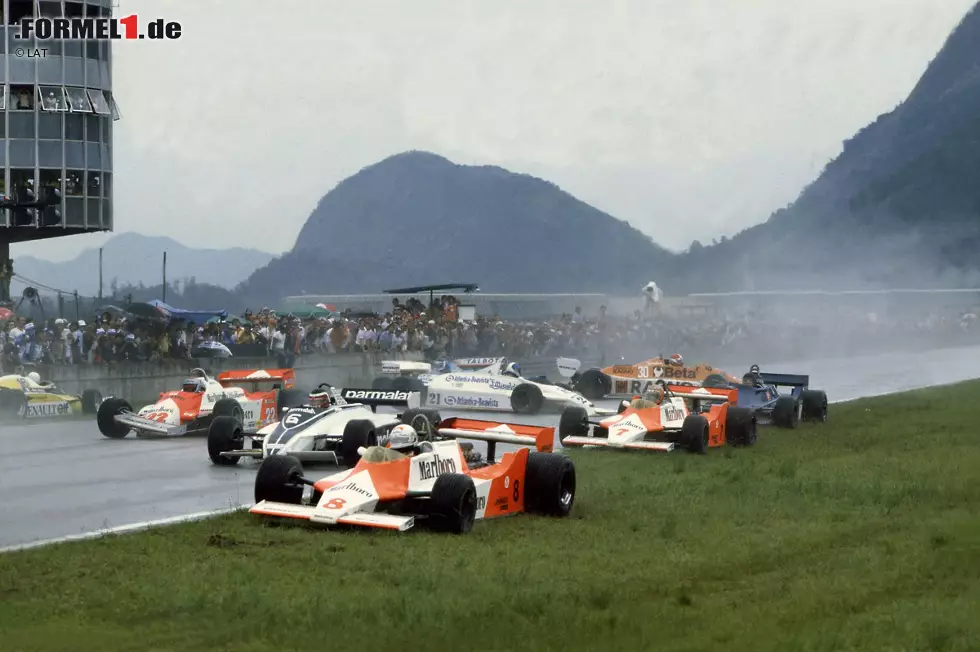 Autodromo Internacional Nelson Piquet: Heute hat die Formel 1 ihr festes Zuhause in Brasilien in Sao Paulo. Das ist aber nicht immer so. 1978 und von 1981 bis 1989 fährt man in Rio de Janeiro. Benannt ist die Strecke nach dem dreimaligen Weltmeister Nelson Piquet, der hier zweimal gewinnt. Rekordsieger ist Alain Prost mit fünf Erfolgen. Foto zur News: Autodromo Internacional Nelson Piquet: Heute hat die Formel 1 ihr festes Zuhause in Brasilien in Sao Paulo. Das ist aber nicht immer so. 1978 und von 1981 bis 1989 fährt man in Rio de Janeiro. Benannt ist die Strecke nach dem dreimaligen Weltmeister Nelson Piquet, der hier zweimal gewinnt. Rekordsieger ist Alain Prost mit fünf Erfolgen.