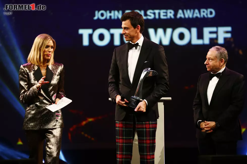 John-Bolster-Award: Toto Wolff (Mercedes-Sportchef) - "Das ist im Namen des gesamten Teams. Fahrer und Teamchefs bekommen in den Medien eine Menge Anerkennung, aber ohne die vielen anderen könnten wir das nicht schaffen." Foto zur News: John-Bolster-Award: Toto Wolff (Mercedes-Sportchef) - "Das ist im Namen des gesamten Teams. Fahrer und Teamchefs bekommen in den Medien eine Menge Anerkennung, aber ohne die vielen anderen könnten wir das nicht schaffen."