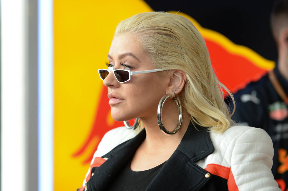 Foto zur News: Sechs Jahre lang hielt sich Popstar Christina Aguilera im Hintergrund, doch beim Formel-1-Highlight in Baku war sie plötzlich omnipräsent. Jetzt durch die Bilder klicken!