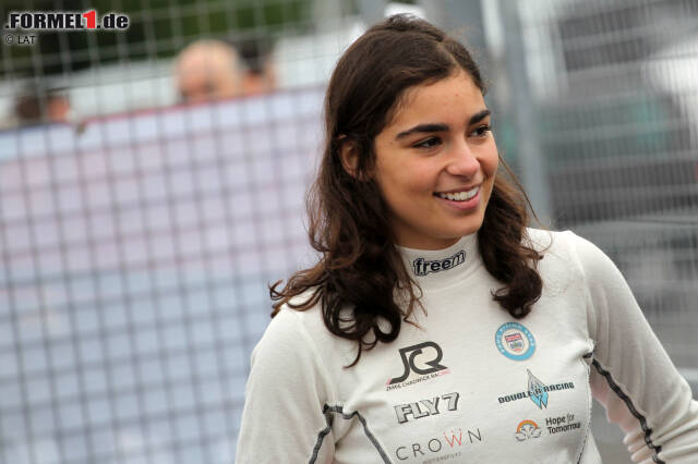 Jamie Chadwick (20/GBR): Die Britin, deren älterer Bruder Ollie auch Rennen fährt, stellte zwei Rekorde auf: Als erste Frau holte sie 2015 den britischen GT-Titel, dieses Jahr siegte sie in der einst renommierten britischen Formel 3. Auch im Winter bleibt sie mit Siegen in der MRF-Challenge und dem Formel-E-Test auf der Erfolgswelle. Jamie Chadwick (20/GBR): Die Britin, deren älterer Bruder Ollie auch Rennen fährt, stellte zwei Rekorde auf: Als erste Frau holte sie 2015 den britischen GT-Titel, dieses Jahr siegte sie in der einst renommierten britischen Formel 3. Auch im Winter bleibt sie mit Siegen in der MRF-Challenge und dem Formel-E-Test auf der Erfolgswelle.