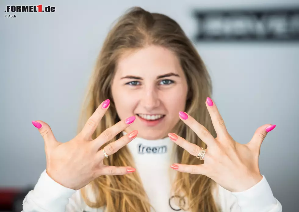 Gosia Rdest (25/POL): Die polnische Späteinsteigerin (erst mit 16), die neben ihrer Rennkarriere Journalismus studiert, gilt als "Wirbelwind". Sie fuhr 2016 einen Podestplatz im Audi-TT-Cup ein, 2017 wurde sie Dritte bei den 24 Stunden von Dubai, und dieses Jahr siegte sie im Phoenix-Audi-R8 beim GT4-Europacup auf dem Nürburgring. Foto zur News: Gosia Rdest (25/POL): Die polnische Späteinsteigerin (erst mit 16), die neben ihrer Rennkarriere Journalismus studiert, gilt als "Wirbelwind". Sie fuhr 2016 einen Podestplatz im Audi-TT-Cup ein, 2017 wurde sie Dritte bei den 24 Stunden von Dubai, und dieses Jahr siegte sie im Phoenix-Audi-R8 beim GT4-Europacup auf dem Nürburgring.