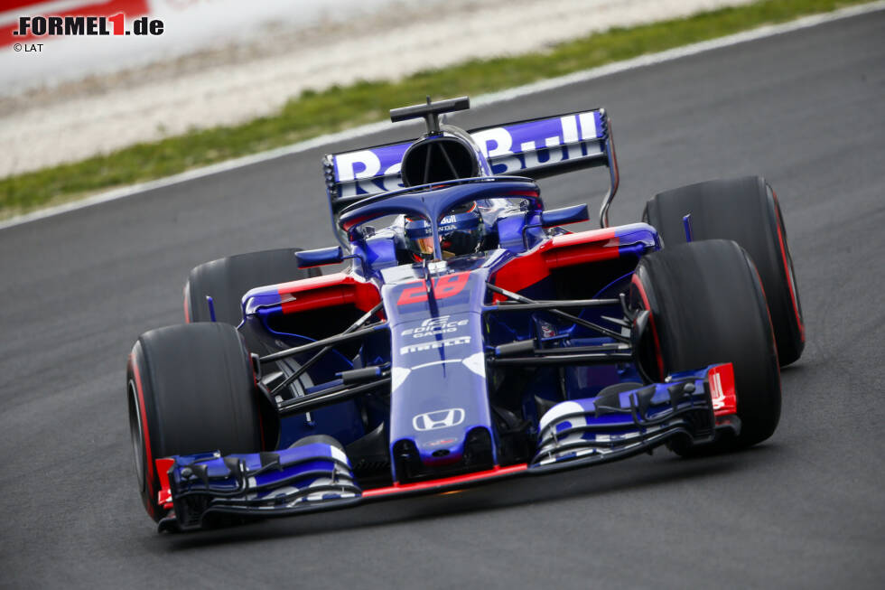 Foto zur News: ... und Toro Rosso.
