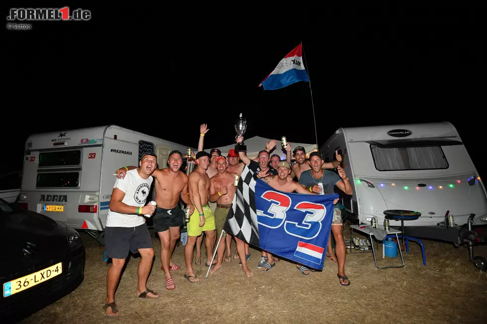 Foto zur News: Klar, dass auch die Niederländer in Hockenheim nicht fehlten und sich mit dem Wohnwagen (möglicherweise vorwiegend auf der linken Spur der Autobahn) zu ihrem Star Max Verstappen aufgemacht hatten.