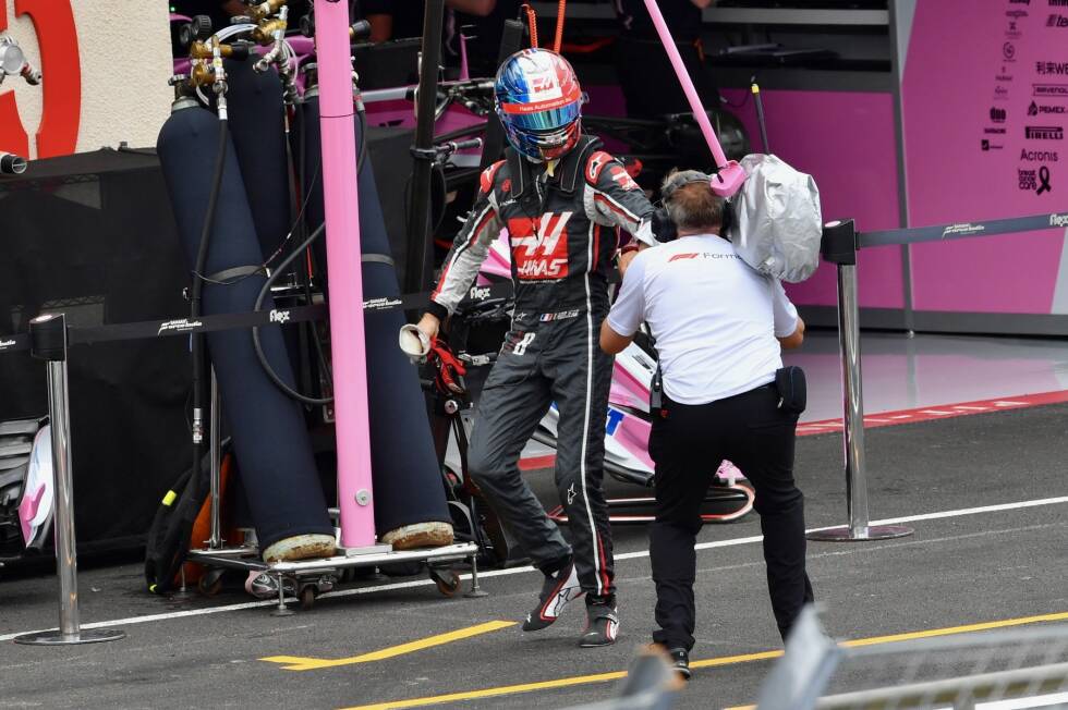 Foto zur News: Romain Grosjean (4): Schade, denn der Haas war bei Grosjeans Heimrennen das viertbeste Auto. Der Franzose vermurkste das Qualifying mit seinem Abflug und war anschließend über sich selbst genervt. Und am Startcrash mit Ocon war er auch nicht ganz unschuldig.