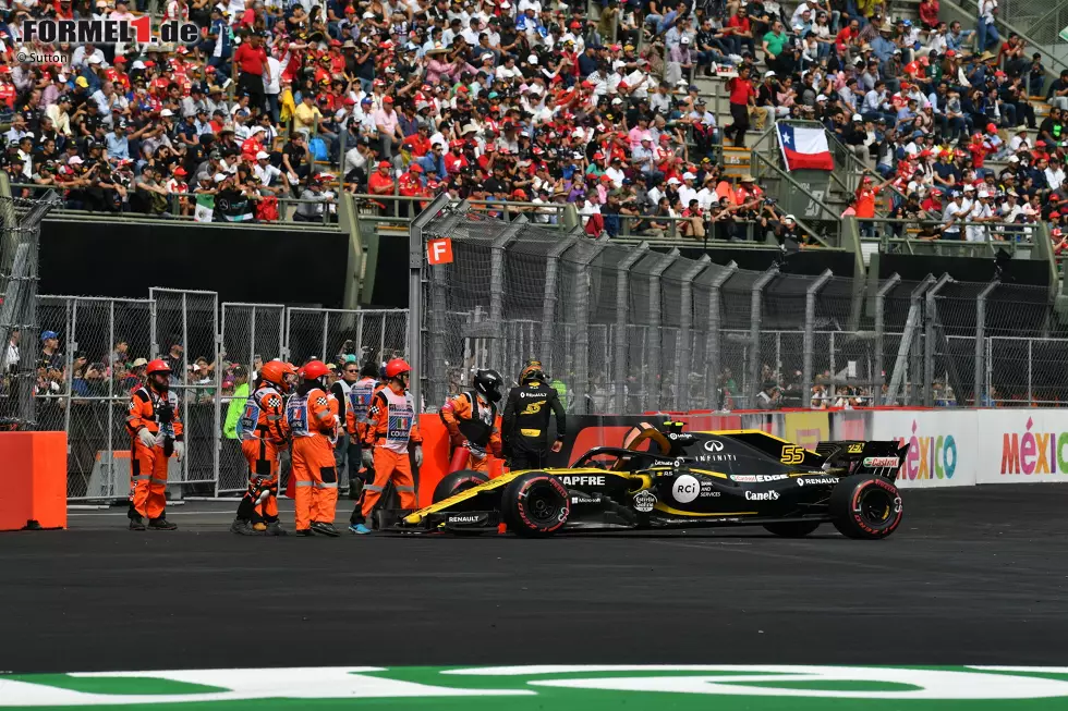 Carlos Sainz (2): Hülkenberg hat von uns eine 2 bekommen, also muss auch er, als schnellerer Renault-Fahrer im Rennen, mindestens eine 2 bekommen. Sainz hat zuletzt wieder Rückenwind erhalten bei Renault. Das sah im Sommer zwischendurch mal anders aus, als ihn Hülkenberg fest im Würgegriff hatte. Foto zur News: Carlos Sainz (2): Hülkenberg hat von uns eine 2 bekommen, also muss auch er, als schnellerer Renault-Fahrer im Rennen, mindestens eine 2 bekommen. Sainz hat zuletzt wieder Rückenwind erhalten bei Renault. Das sah im Sommer zwischendurch mal anders aus, als ihn Hülkenberg fest im Würgegriff hatte.