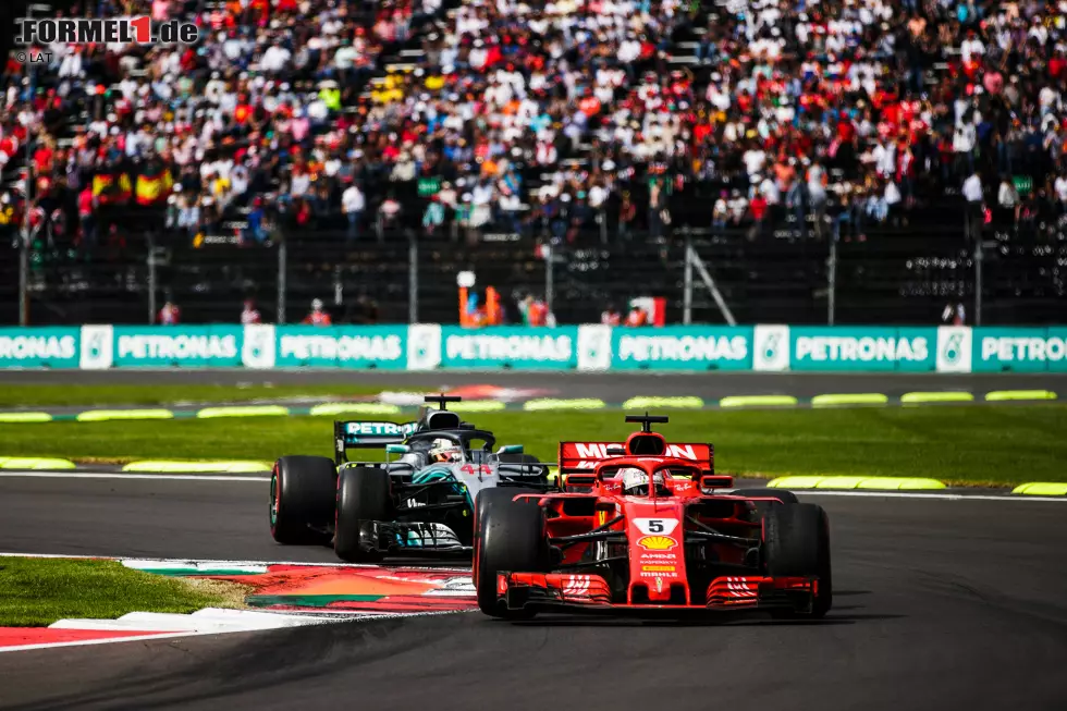 Sebastian Vettel (2): Der Ferrari war im Renntrimm besser als im Qualifying. Und da spielte Vettel dann auch seine Stärken aus. Kurz sah es sogar so aus, als könne er Verstappen noch challengen. Konnte er nicht. Aber sonst war das eine astreine Leistung mit dem einen oder anderen guten Überholmanöver. Foto zur News: Sebastian Vettel (2): Der Ferrari war im Renntrimm besser als im Qualifying. Und da spielte Vettel dann auch seine Stärken aus. Kurz sah es sogar so aus, als könne er Verstappen noch challengen. Konnte er nicht. Aber sonst war das eine astreine Leistung mit dem einen oder anderen guten Überholmanöver.
