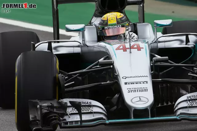 Ein Stückchen Senna: 2016 in Brasilien verwendet Lewis Hamilton bei seinem Sieg nicht das komplette Helmdesign seines Kindheitsidols - sondern verbindet es mit seinem eigenen. Eine coole Idee - und das nicht zum ersten Mal, denn ... Foto zur News: Ein Stückchen Senna: 2016 in Brasilien verwendet Lewis Hamilton bei seinem Sieg nicht das komplette Helmdesign seines Kindheitsidols - sondern verbindet es mit seinem eigenen. Eine coole Idee - und das nicht zum ersten Mal, denn ...