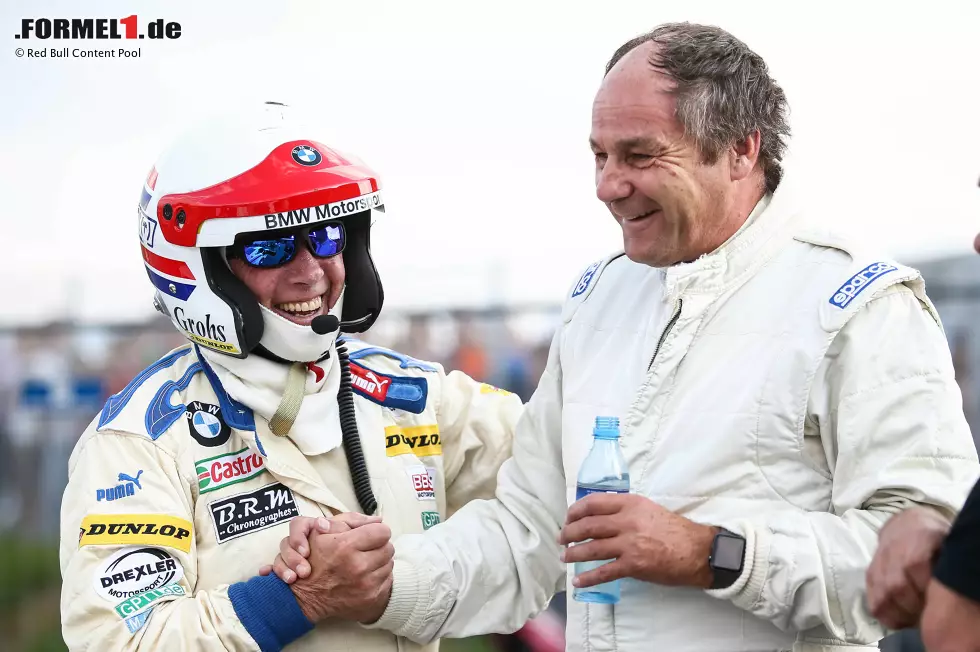 Foto zur News: Bei der Legendenparade im Rahmen des Formel-1-Grand-Prix auf dem Red-Bull-Ring waren zahlreiche Motorsport-Idole mit von der Partie. Niki Lauda, Gerhard Berger und Co. waren in historischen Fahrzeugen aus der Deutschen Rennsport-Meisterschaft unterwegs.