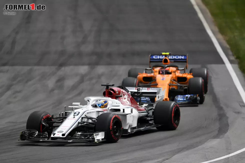 Foto zur News: Marcus Ericsson (5): Dem Schweden dämmert langsam, dass er gegen Supertalent Leclerc unter normalen Umständen nicht mithalten kann. Das war in Kanada klar ersichtlich. Sein Fauxpas in Q1 war vielleicht eine Folge davon. Dass er im Rennen 67 Runden mit einem Reifensatz fuhr, konnte das Wochenende nicht retten.