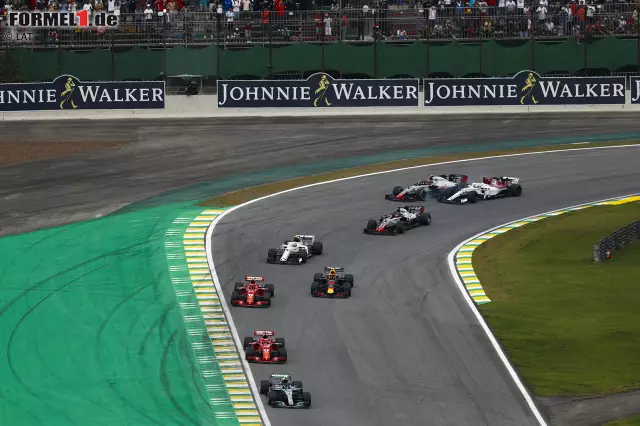 Charles Leclerc (2): Die nächste (fast) perfekte Performance des künftigen Ferrari-Fahrers. Fast deshalb, weil ein angehender Weltmeister kein Qualifying-Duell gegen Ericsson verlieren darf. Auch wenn seine Q2-Runde (gegen den Willen des Teams) im Regen fabelhaft war! Ansonsten nichts auszusetzen. Foto zur News: Charles Leclerc (2): Die nächste (fast) perfekte Performance des künftigen Ferrari-Fahrers. Fast deshalb, weil ein angehender Weltmeister kein Qualifying-Duell gegen Ericsson verlieren darf. Auch wenn seine Q2-Runde (gegen den Willen des Teams) im Regen fabelhaft war! Ansonsten nichts auszusetzen.