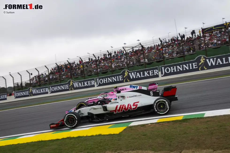 Romain Grosjean (2): Im Rennen konnte er nicht ganz an die überragenden Trainingsleistungen anknüpfen. Trotzdem verdient er für den gezeigten Speed eine Zwei. Einziger Makel: Am Ende blieb er sieben Sekunden hinter Landsmann Leclerc im Sauber. Aber der ist auch ein Ausnahmetalent. Foto zur News: Romain Grosjean (2): Im Rennen konnte er nicht ganz an die überragenden Trainingsleistungen anknüpfen. Trotzdem verdient er für den gezeigten Speed eine Zwei. Einziger Makel: Am Ende blieb er sieben Sekunden hinter Landsmann Leclerc im Sauber. Aber der ist auch ein Ausnahmetalent.