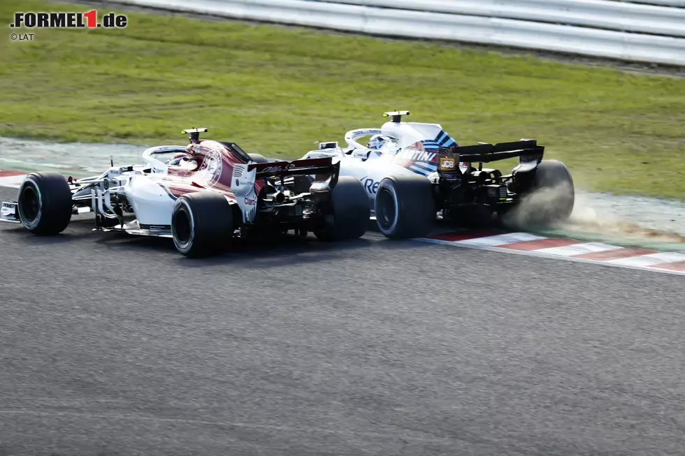 Foto zur News: Sergei Sirotkin (4): Mag sein, dass er im Qualifying mit einer (für ihn) perfekten Leistung das Maximum rausgeholt hat. Er war trotzdem langsamer als Stroll. Die Berührung mit Sainz im Rennen blieb ohne Folgen. Für den vorletzten Platz kann es keine Drei geben.