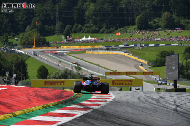 Brendon Hartley (5): 54 Runden auf Ultrasoft zu schaffen, mit passablen Rundenzeiten, ist keine schlechte Leistung. Aber an Gaslys Speed kommt der viertbeste der vier Red-Bull-Fahrer einfach nicht heran. Und sich den neuen Frontflügel in einem Freien Training kaputtzufahren, war total unnötig. Findet auch Franz Tost. Brendon Hartley (5): 54 Runden auf Ultrasoft zu schaffen, mit passablen Rundenzeiten, ist keine schlechte Leistung. Aber an Gaslys Speed kommt der viertbeste der vier Red-Bull-Fahrer einfach nicht heran. Und sich den neuen Frontflügel in einem Freien Training kaputtzufahren, war total unnötig. Findet auch Franz Tost.