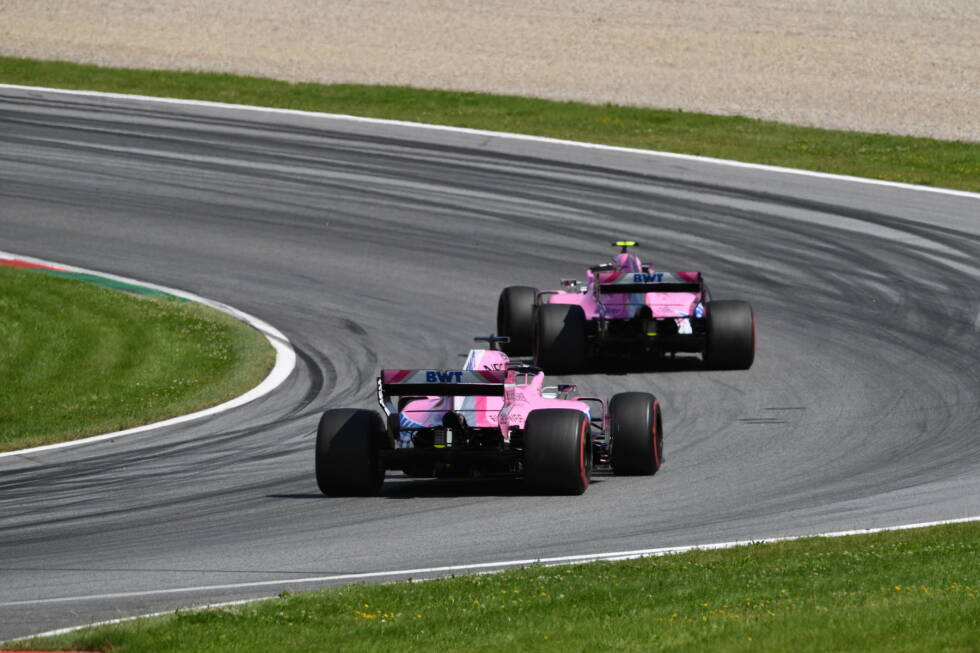 Foto zur News: Sergio Perez (3): Was den Speed betrifft, driftet er gegenüber Ocon zwar nicht deutlich, aber inzwischen doch konstant ab. Mit Rennintelligenz macht Perez das wieder wett. Am Ende lag nicht viel zwischen den beiden Force-India-Piloten.