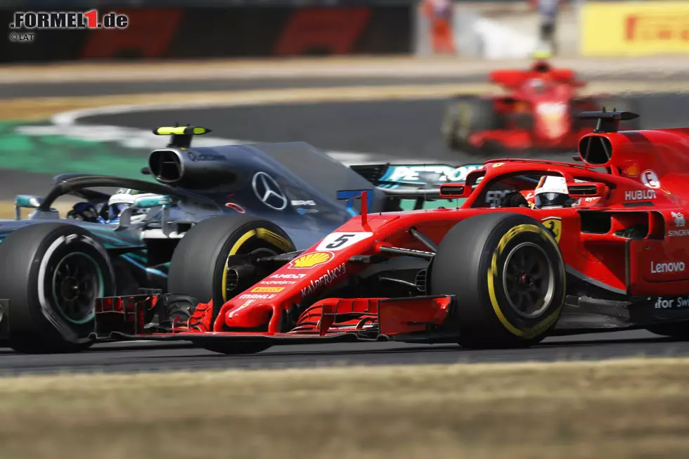 Sebastian Vettel (1): Er hat schon spektakulärere Siege gefeiert als in Silverstone. In den Trainings kaum schneller als der Teamkollege, fuhr er nur die Möglichkeiten des Ferrari aus. Aber das Manöver gegen Bottas war stark, und die Ausführung insgesamt fehlerfrei. Kombiniert mit dem Siegerbonus geben wir dafür eine Eins. Foto zur News: Sebastian Vettel (1): Er hat schon spektakulärere Siege gefeiert als in Silverstone. In den Trainings kaum schneller als der Teamkollege, fuhr er nur die Möglichkeiten des Ferrari aus. Aber das Manöver gegen Bottas war stark, und die Ausführung insgesamt fehlerfrei. Kombiniert mit dem Siegerbonus geben wir dafür eine Eins.