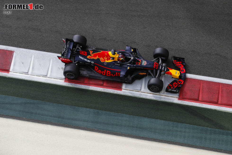 Zwölf Jahre lang startete Red Bull mit Renault-Motoren in der Formel 1, und das sehr erfolgreich. Hier sind die wichtigsten Meilensteine! Zwölf Jahre lang startete Red Bull mit Renault-Motoren in der Formel 1, und das sehr erfolgreich. Hier sind die wichtigsten Meilensteine!