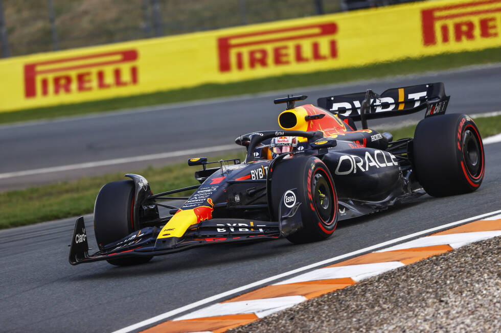 Foto zur News: 2023: Red-Bull-RBPT RB19 - Fahrer: Max Verstappen, Sergio Perez