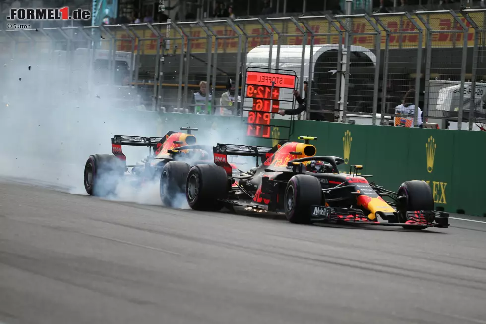 Foto zur News: Nach dem Scharmützel zwischen Max Verstappen und Daniel Ricciardo in Baku riecht es nach Stunk bei Red Bull: alle Bilder des Vorgeplänkels, des Crashs und des Nachspiels!