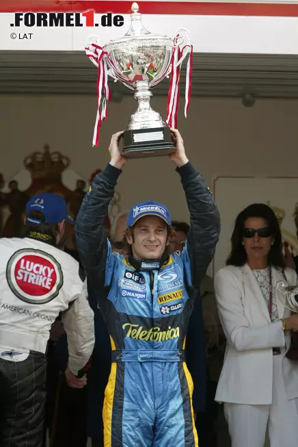 Platz 3: Jarno Trulli (118 Rennen) - Von zwei späteren Weltmeistern wieder zur Kategorie "Eintagsfliege". Als Trulli 2004 auf den Straßen von Monaco triumphiert, hat er seit 1997 bereits 117 Rennen für Minardi, Prost, Jordan und Renault auf dem Konto. Sein Triumph mit den Franzosen soll sein einziger in später mehr als 250 Rennen bleiben. Foto zur News: Platz 3: Jarno Trulli (118 Rennen) - Von zwei späteren Weltmeistern wieder zur Kategorie "Eintagsfliege". Als Trulli 2004 auf den Straßen von Monaco triumphiert, hat er seit 1997 bereits 117 Rennen für Minardi, Prost, Jordan und Renault auf dem Konto. Sein Triumph mit den Franzosen soll sein einziger in später mehr als 250 Rennen bleiben.