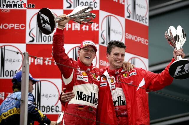 Foto zur News: Siege (91): Auch in dieser Kategorie steht Schumacher aktuell noch ziemlich einsam an der Spitze. Allerdings: Mit 62 Siegen ist ihm Hamilton hier auf den Fersen. Rein theoretisch könnte er "Schumis" Bestmarke sogar bereits 2019 knacken. Dafür müsste er in den kommenden beiden Jahren aber 30 Siege holen - sehr unwahrscheinlich.