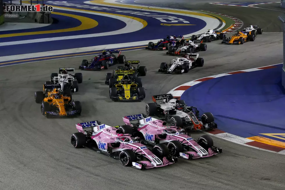 Foto zur News: Sergio Perez (6): Diese Vorstellung ist nur mit zu viel Tequila zu erklären. Wie er Sirotkin reingefahren ist, hatte Züge von Vettels Rammstoß gegen Hamilton in Baku. Dafür muss er gesperrt werden! Auch gegen Ocon hat er nach außen gezuckt und den Teamkollegen so abgeschossen. Schade, denn in Sachen Speed war es ein top Wochenende!