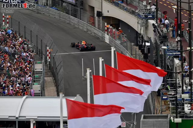 Foto zur News: In Sachen Spannung war der Monaco-Grand-Prix alles andere als denkwürdig. Dennoch sorgte das Rennen für mehrere Rekorde der Formel-1-Geschichte. Die interessantesten Statistiken zum Durchklicken ...